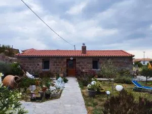 Owls Nest Limnos House - pet friendly, close to the beach - Város