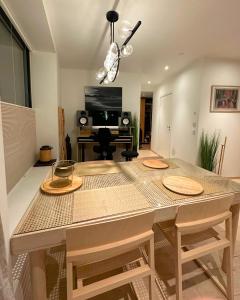 Kings Park - High End City Apartment