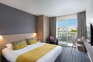 Comfort Queen Room room in Best Western Plus La Marina