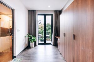 LUXURY VILLA RETREAT IN DANANG 9 BEDROOMs