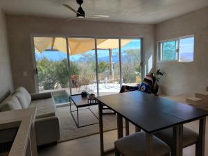 Casitas Bali - 2bed 2bath Casita - Prázdninové domy, El Sargento