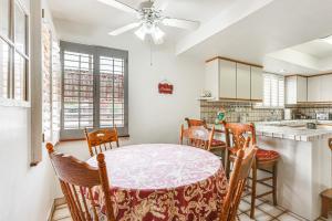 2 Mi to Dtwn Phoenix Walkable Family Retreat!