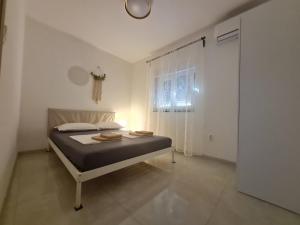Family friendly seaside apartments Krusevo, Novigrad - 23302