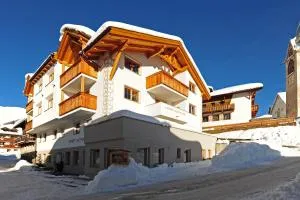 Apart Althaler - Tösens