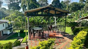 HOTEL CAMPESTRE CARRIEL QUINDIO picnic
