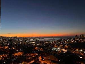Vista Bahía Puerto Valparaíso - Depto entero 2 Dormitorios