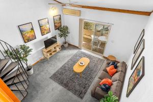 8 Cottesloe Steps To Beach - Sleeps 3