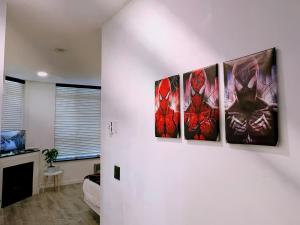A studio in village center 7 mins to ski lift themed Marvel
