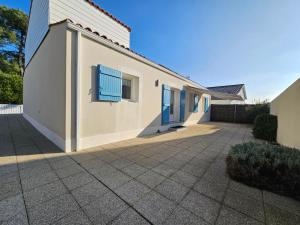 Villa lumineuse et confortable, à 600m de la plage, proche commerces, jardin et WiFi inclus - FR-1-476-26