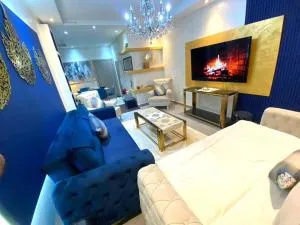 Apparemment spacieux - 拉拉塔可库斯特