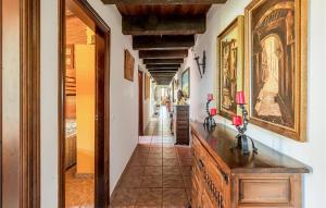 Stunning Home In Valverde De Leganés