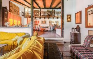 Stunning Home In Valverde De Leganés