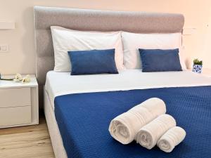 Damari:[Pozzallo 250 metri dal mare] Suite UMari