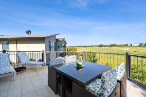 Links View House on the Green 800m To Beach