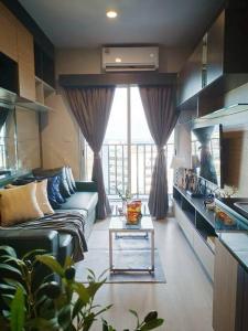 New condo#5 minutes to Lee Gardens Plaza