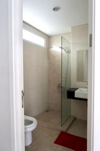 3 Bedroom Primrose Condovilla