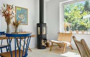 Beautiful Home In Vejby With Kitchen