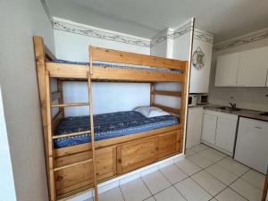 Studio 4 pers avec balcon, parking, linge inclus - FR-1-224C-306