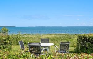 Cozy Home In Nykøbing Sj With Kitchen