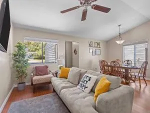 Spacious Condo Pet Friendly Ping Pong Table - Williston