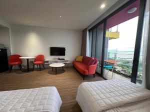 Ibza 806 Hải Tiến