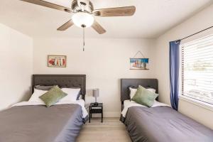 Miami Oasis 7 mins to Dolphin Mall MIA PS4 Games