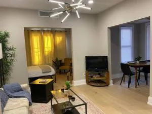 New Dearborn Luxury Relax, Explore, Repeat - ديربورن