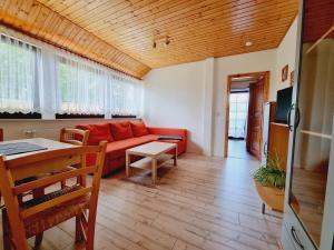 Pension & Wirtshaus Tun Eikkoter Eichkatze