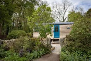 Mr McGregor’s Garden Shepherds Hut Chatsworth - Baslow