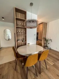 BoleslaviaApartments - Apartament Arte 3, parking free, EV - Tomaszów