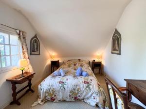 La Maison du Tilleul avec Piscine couverte chauffée