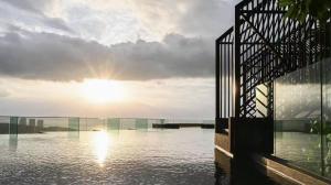 Edge芭提雅豪华公寓 单卧室套房 海滩商场步行几分钟