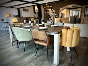 Magnifique Loft 160m2 x 6 pers Proche plage