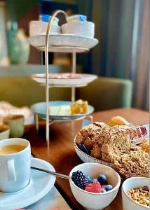 U Eat & Sleep Antwerp