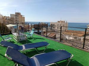 Comfortable house with sea view in Alicante + Garden