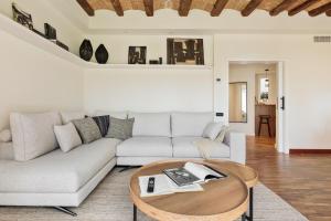 Enjoy Apartments La Riera Principal