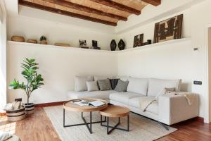 Enjoy Apartments La Riera Principal