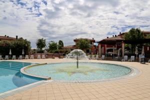 Villaggio SantAndrea - apartment with gardenview