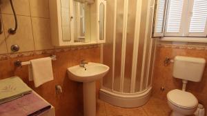 Apartment Malinska, Krk 15