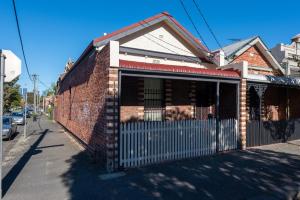 Renovated 2B 1B Victorian House in Princes Hill