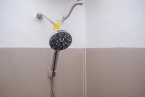 RedDoorz near Laweyan Gentan