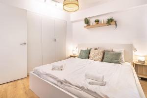 Quiet Apartment WashingMachine AC CoffeMachine