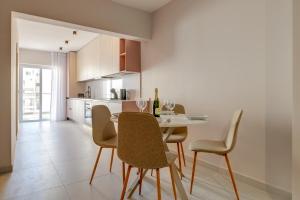Manoel De Vilhena Holiday Apartments