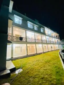 Pine hills resort and restaurant - Barkot