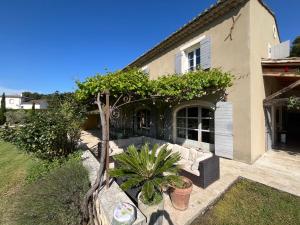 Maisons de vacances Mas Provencale entre Avignon et St Remy de Provence : photos des chambres