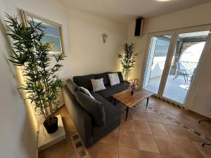 Pool Apartment Galeb