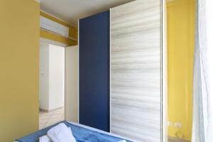 #13 Orange suite AC Wifi Balcony 3mins walk sea front