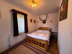 Casuta Vanatorului Campulung Moldovenesc