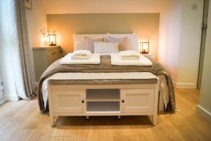 Lemon Tree Rooms - Newly Refurbished Coastal Stay