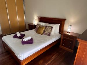 Azor International Apartment II